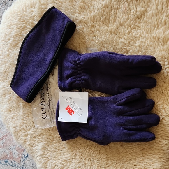 NWT Gold Coast 3M Thinsulate Purple Fleece Winter Gloves & Ear Warmer Set 💜 - Picture 1 of 16